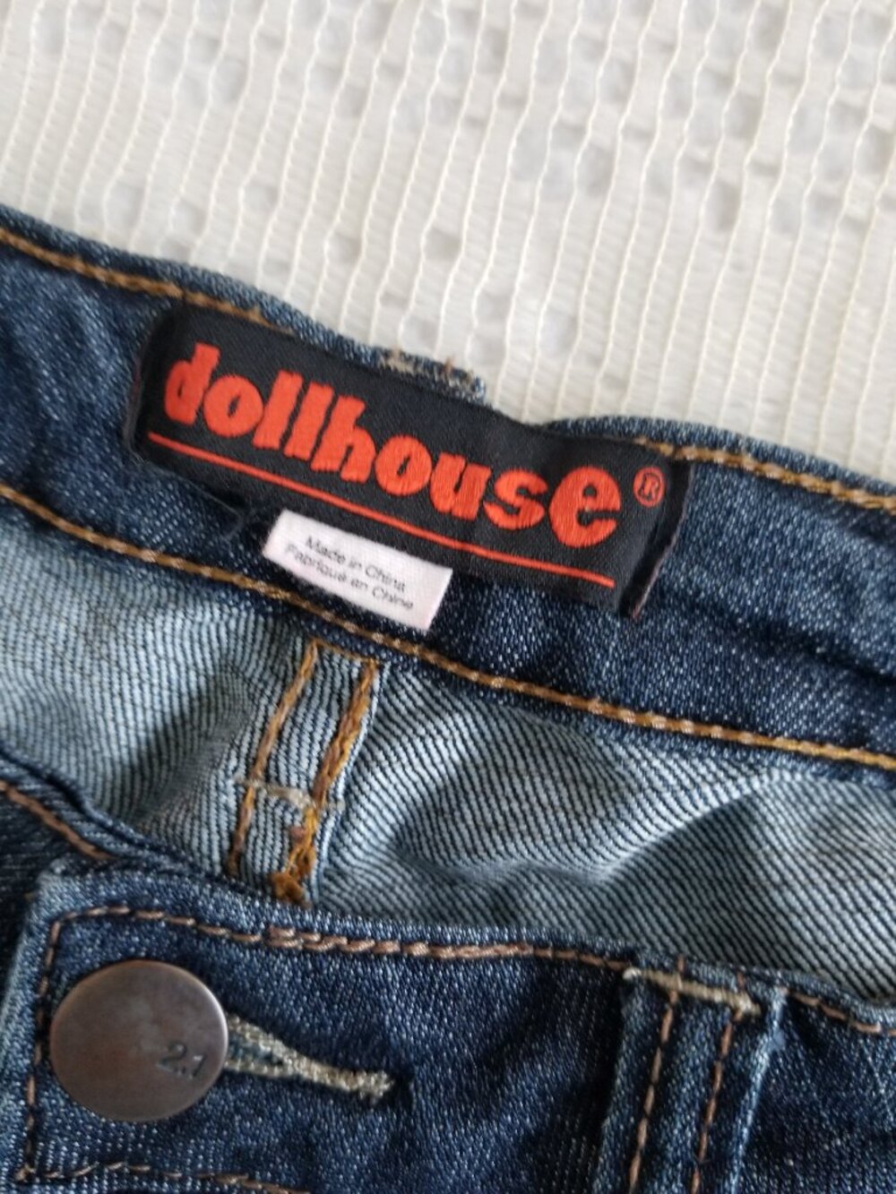 Dollhouse Skinny Jeans Size 27 - Picture 6 of 9